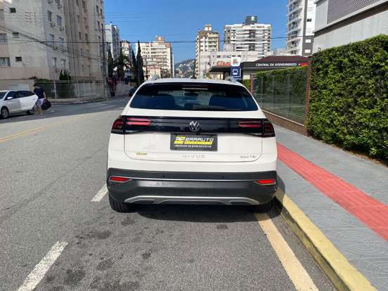 VOLKSWAGEN-NIVUS-1.0 200 TSI TOTAL FLEX HIGHLINE AUTOMÁTICO VOLKSWAGEN-NIVUS-2024
