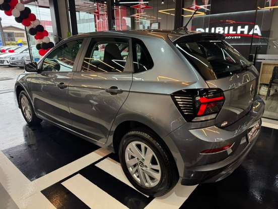 VOLKSWAGEN-POLO-2024
