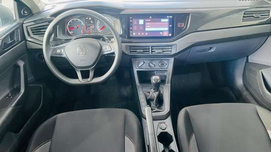 VOLKSWAGEN-POLO-2025