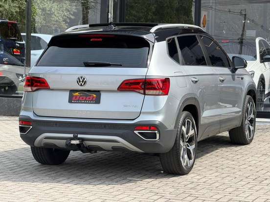 VOLKSWAGEN-TAOS-2025