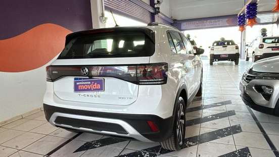 VOLKSWAGEN-T-CROSS-2024