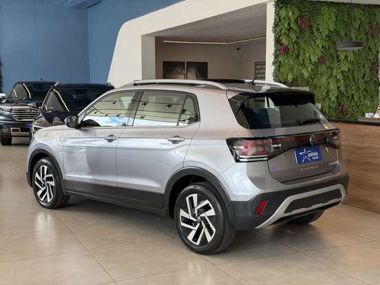 VOLKSWAGEN-T-CROSS-1.4 250 TSI TOTAL FLEX HIGHLINE AUTOMÁTICO VOLKSWAGEN-T-CROSS-2024