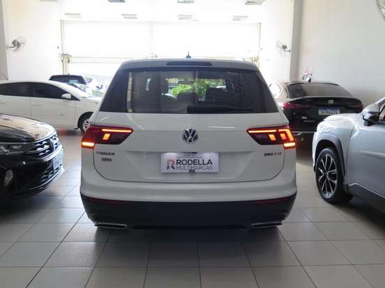 VOLKSWAGEN-TIGUAN-1.4 250 TSI TOTAL FLEX ALLSPACE COMFORTLINE TIPTRONIC VOLKSWAGEN-TIGUAN-2018