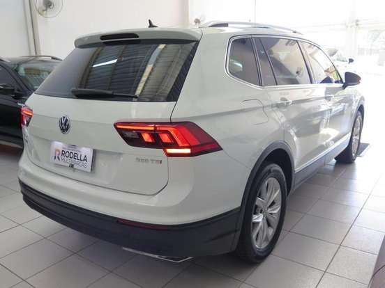 VOLKSWAGEN-TIGUAN-1.4 250 TSI TOTAL FLEX ALLSPACE COMFORTLINE TIPTRONIC VOLKSWAGEN-TIGUAN-2018
