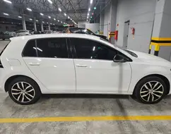VOLKSWAGEN GOLF 1.4 TSI HIGHLINE 16V GASOLINA 4P AUTOMÁTICO VOLKSWAGEN GOLF 1.4 TSI HIGHLINE 16V GASOLINA 4P AUTOMÁTICO
