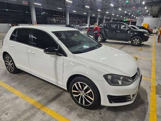 VOLKSWAGEN GOLF 1.4 TSI HIGHLINE 16V GASOLINA 4P AUTOMÁTICO