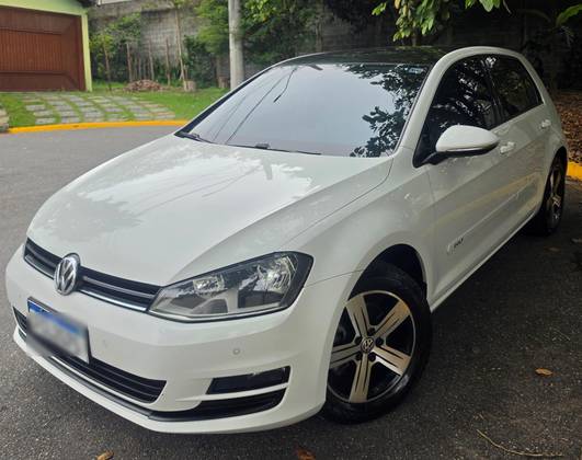 VOLKSWAGEN GOLF 1.6 MSI COMFORTLINE 16V TOTAL FLEX 4P TIPTRONIC