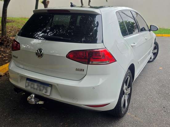 VOLKSWAGEN-GOLF-1.6 MSI COMFORTLINE 16V TOTAL FLEX 4P TIPTRONIC VOLKSWAGEN-GOLF-2015