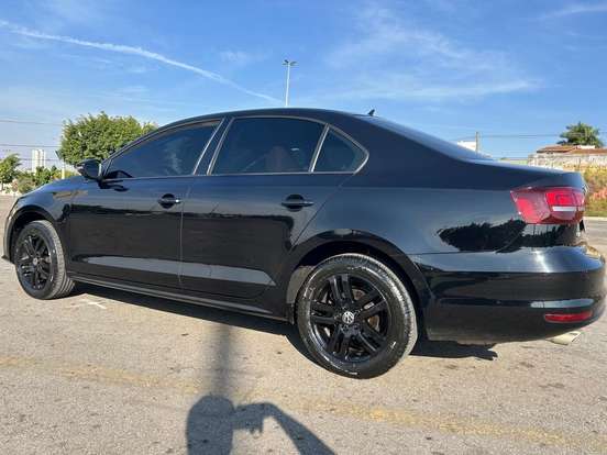 VOLKSWAGEN-JETTA-2016