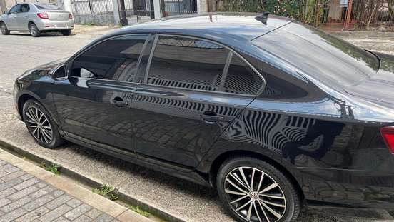 VOLKSWAGEN-JETTA-2017