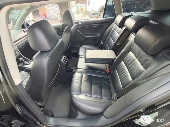 VOLKSWAGEN-JETTA-2.5 I VARIANT 20V 170CV GASOLINA 4P TIPTRONIC VOLKSWAGEN-JETTA-2011
