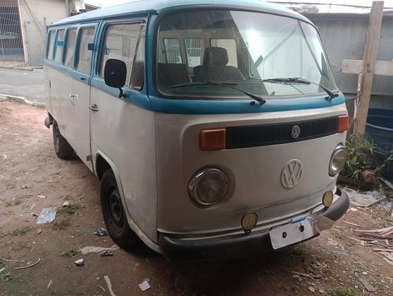 VOLKSWAGEN KOMBI 1.6 STD 8V GASOLINA 3P MANUAL