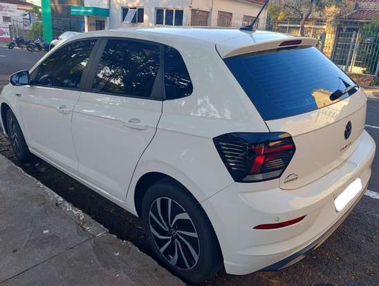 VOLKSWAGEN-POLO-2024