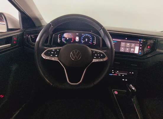 VOLKSWAGEN-POLO-2024