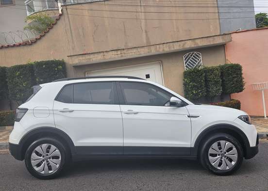 VOLKSWAGEN-T-CROSS-2022
