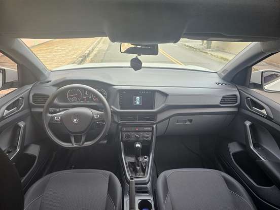 VOLKSWAGEN-T-CROSS-2022