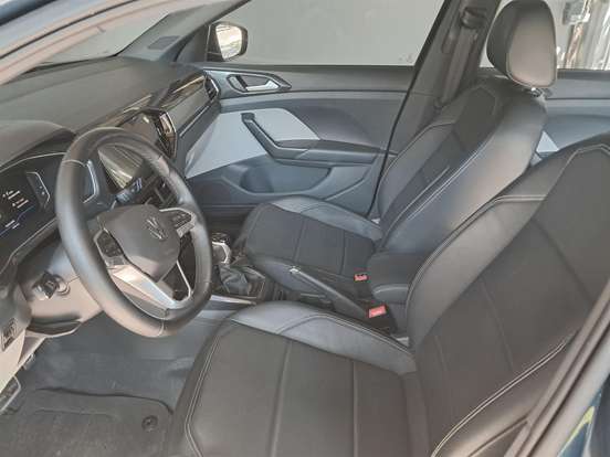 VOLKSWAGEN-T-CROSS-2023