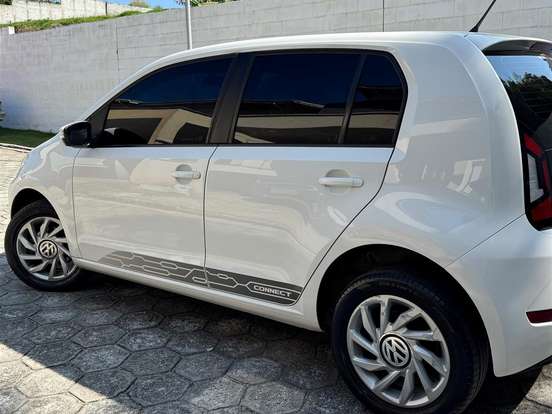 VOLKSWAGEN-UP-1.0 170 TSI TOTAL FLEX CONNECT 4P MANUAL VOLKSWAGEN-UP-2019