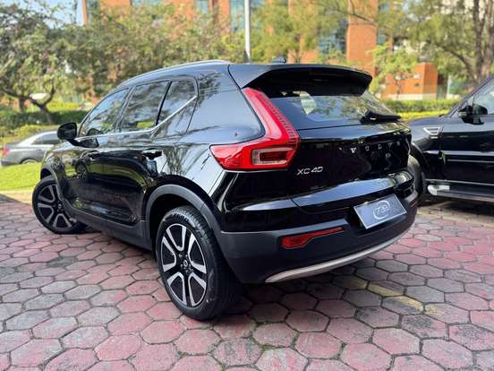 VOLVO-XC40-1.5 T5 RECHARGE MOMENTUM GEARTRONIC VOLVO-XC40-2021