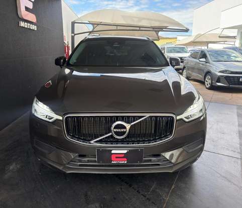 VOLVO-XC60-2021