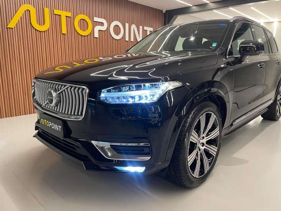 VOLVO-XC90-2019