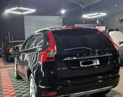 VOLVO XC60 2.0 T5 MOMENTUM GASOLINA 4P AUTOMÁTICO VOLVO XC60 2.0 T5 MOMENTUM GASOLINA 4P AUTOMÁTICO