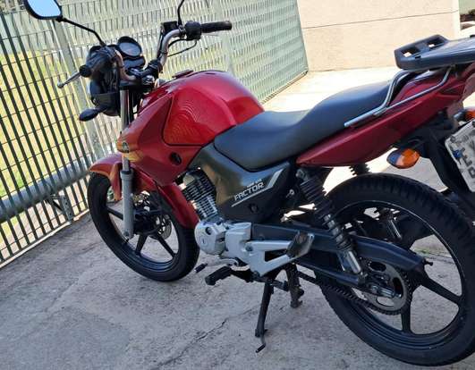 YAMAHA-FACTOR YBR 125 ED-2011