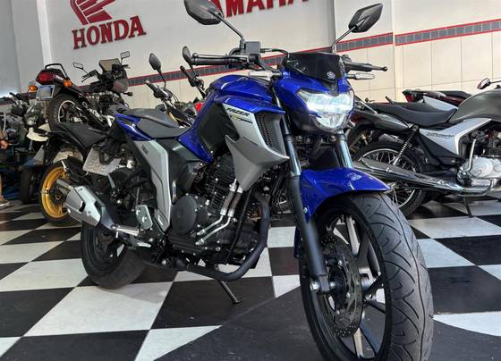 YAMAHA FZ25 FAZER ABS 