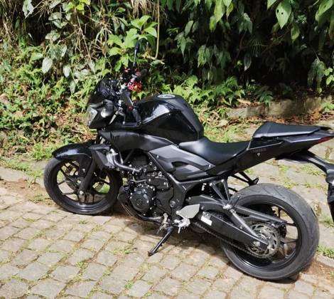 YAMAHA MT-03 
