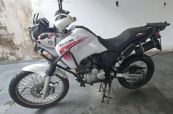 YAMAHA-XTZ 250 TÉNÉRÉ-2011