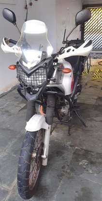 YAMAHA-XTZ 250 TÉNÉRÉ-2011