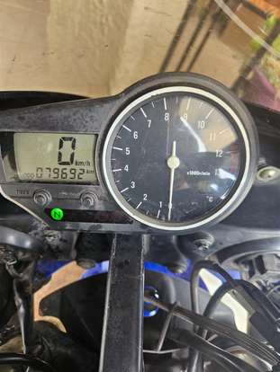 YAMAHA-YZF R1-2000