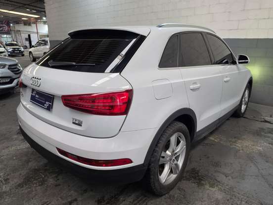 AUDI-Q3-2.0 TFSI AMBIENTE QUATTRO 4P GASOLINA S TRONIC AUDI-Q3-2015