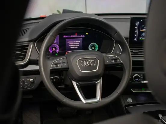 AUDI-Q5-2024