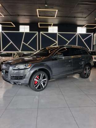 AUDI-Q7-2013