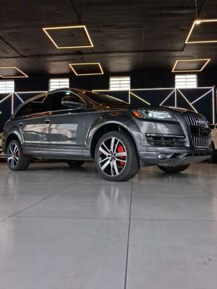 AUDI-Q7-2013
