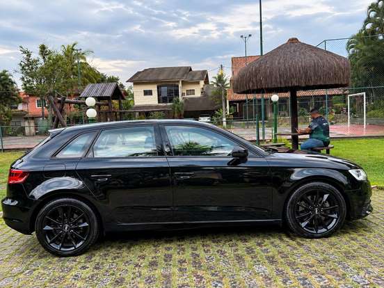 AUDI-A3-1.8 TFSI SPORTBACK 16V GASOLINA 4P AUTOMÁTICO AUDI-A3-2013