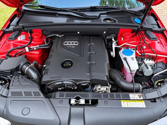 AUDI-A4-2.0 TFSI AMBIENTE 183CV GASOLINA 4P MULTITRONIC AUDI-A4-2014