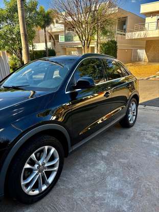 AUDI-Q3-2015