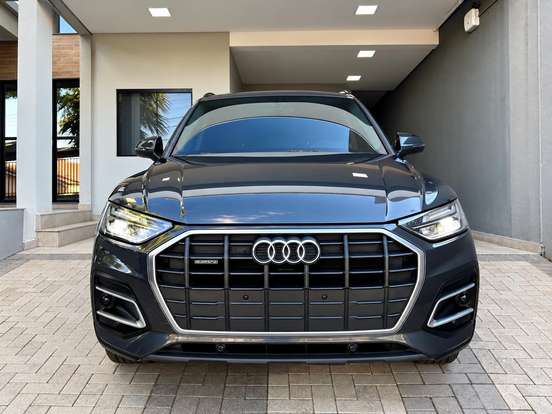 AUDI-Q5-2021