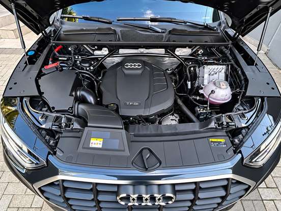 AUDI-Q5-2021