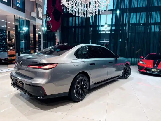 BMW-i7-ELÉTRICO XDRIVE60 M SPORT BMW-i7-2024
