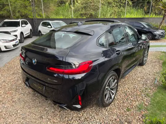 BMW-X4-2023