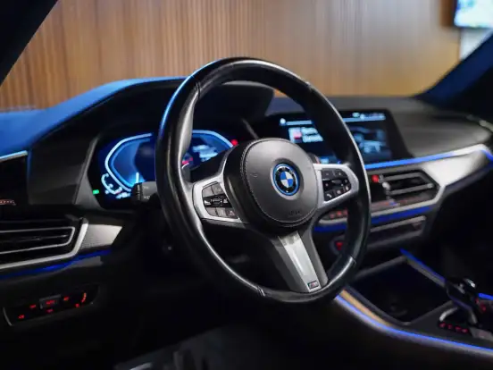 BMW-X5-3.0 I6 TURBO HÍBRIDO XDRIVE45E M SPORT AUTOMÁTICO BMW-X5-2022