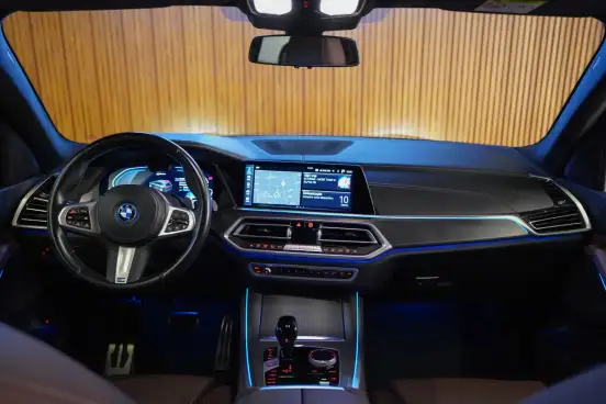 BMW-X5-2022