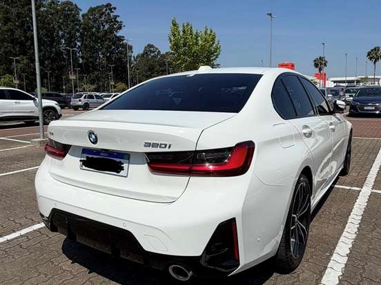 BMW-320i-2.0 16V TURBO FLEX M SPORT AUTOMÁTICO BMW-320i-2024