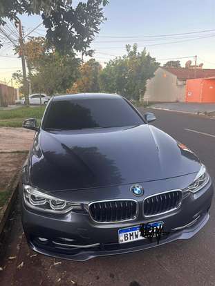 BMW-320i-2017