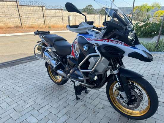 BMW-R 1250 GS ADVENTURE PREMIUM RALLYE BMW-R 1250 GS ADVENTURE PREMIUM RALLYE-2022