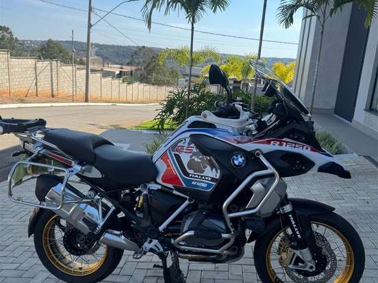 BMW-R 1250 GS ADVENTURE PREMIUM RALLYE BMW-R 1250 GS ADVENTURE PREMIUM RALLYE-2022