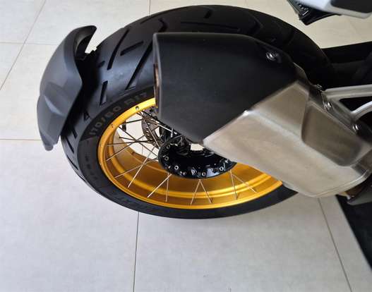 BMW-R 1300 GS ADVENTURE TROPHY-2025